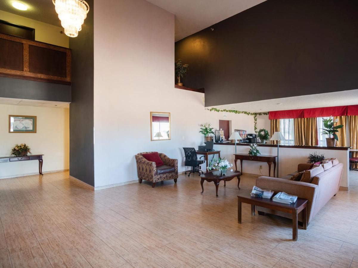 Executive Inn Alva Buitenkant foto
